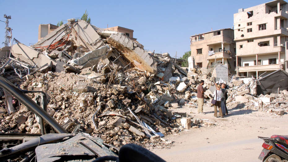Israeli_bombing_in_Baalbek